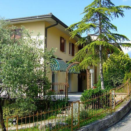 Residence San Vito برنزوني سول جاردا المظهر الخارجي الصورة