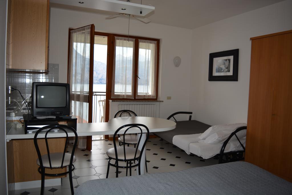 Residence San Vito برنزوني سول جاردا المظهر الخارجي الصورة